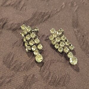 vintage rhinestone screw-back dangle earrings.